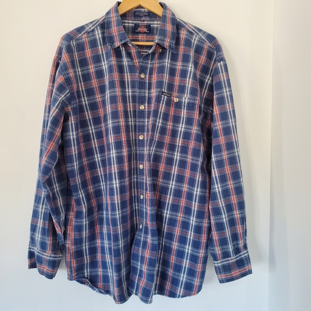 DICKIES Men XL Button Down LS Shirt Cotton Blue Red Plaid Pocket Work Casual EUC